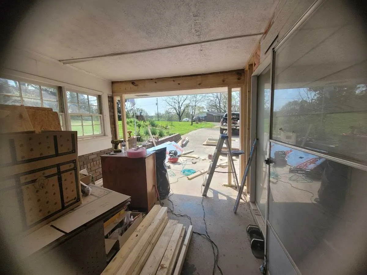 Air movers and dehumidifier for Drying & Dehumidification in Candler-McAfee